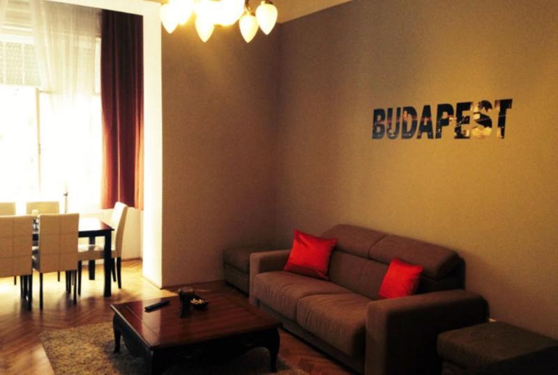 Hotel Omnibusz Budapest Exterior photo
